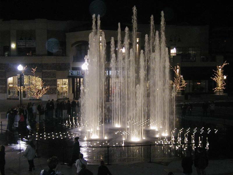 Gateway_Center_Fountain_8