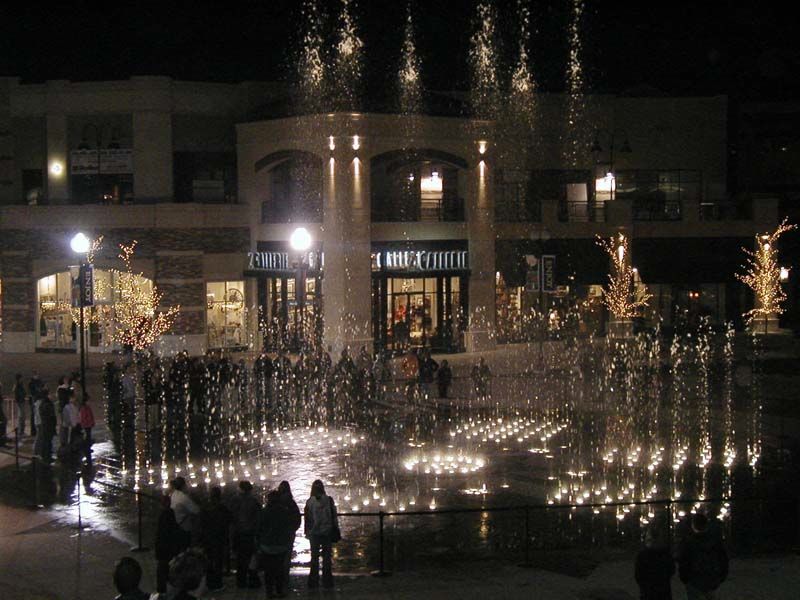 Gateway_Center_Fountain_9